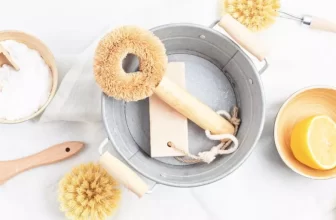 How to Spot Safe and Non-Toxic Cat Products